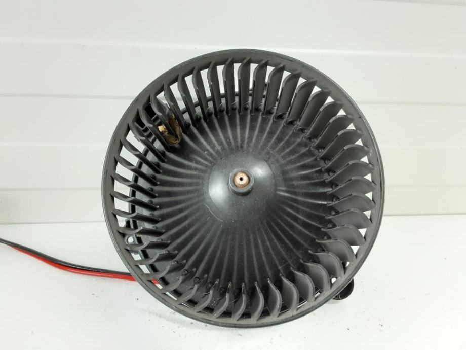 MOTORIC VENTILACIJE A2478308400 MERCEDES A CLASS (W177) 2018-