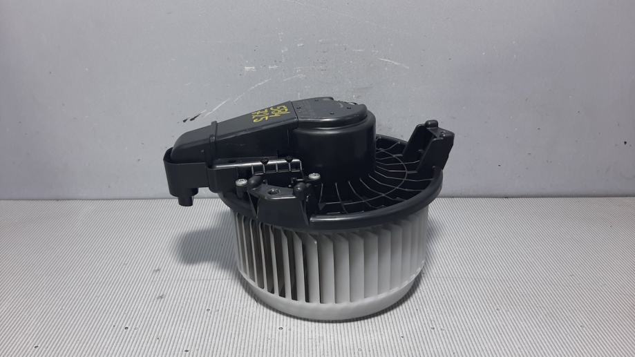 VENTILATOR KABINE TOYOTA RAV 4 &gt; 15-18 272700-8095