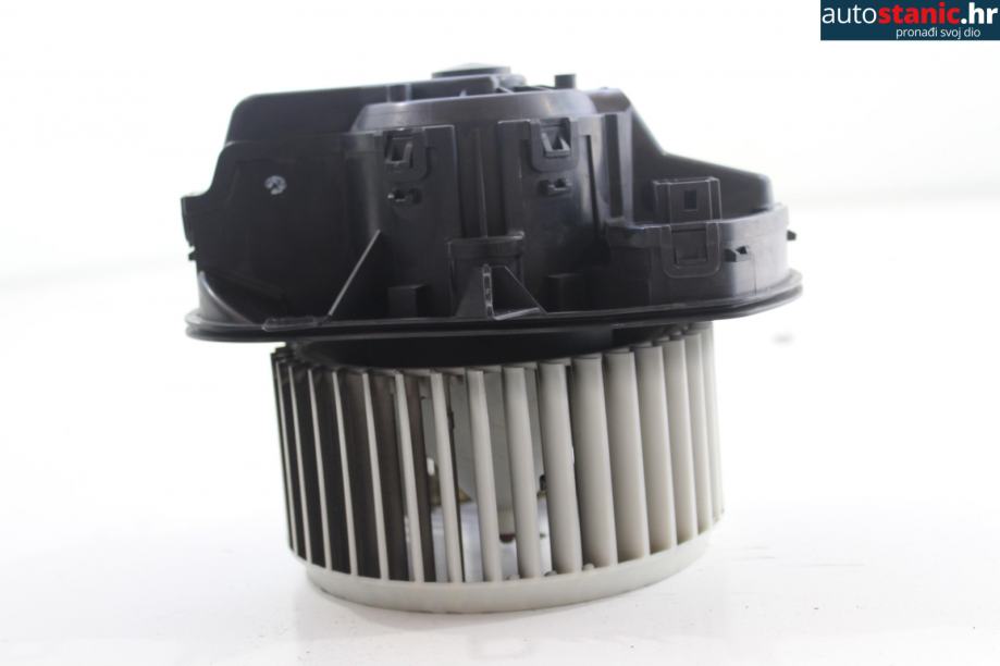 VENTILATOR KABINE WV TOUAREG 7P0820021B VW TOUAREG