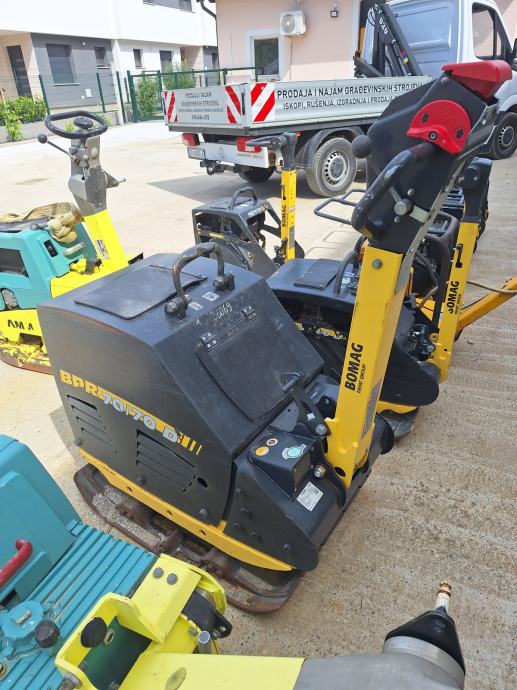 Vibro ploča Bomag BPR 70/70 Težine 580 kg.