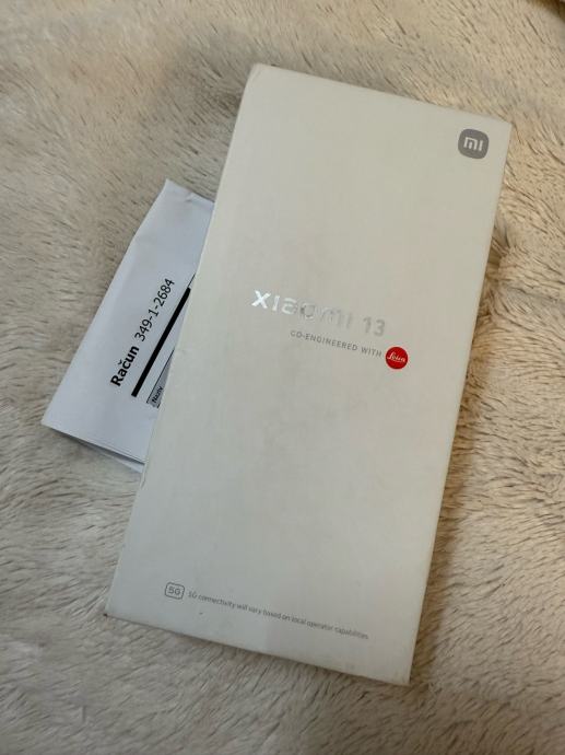 Xiaomi 13 256GB NOVO ZAPAKIRANO Vž-Zg-Os-Pu