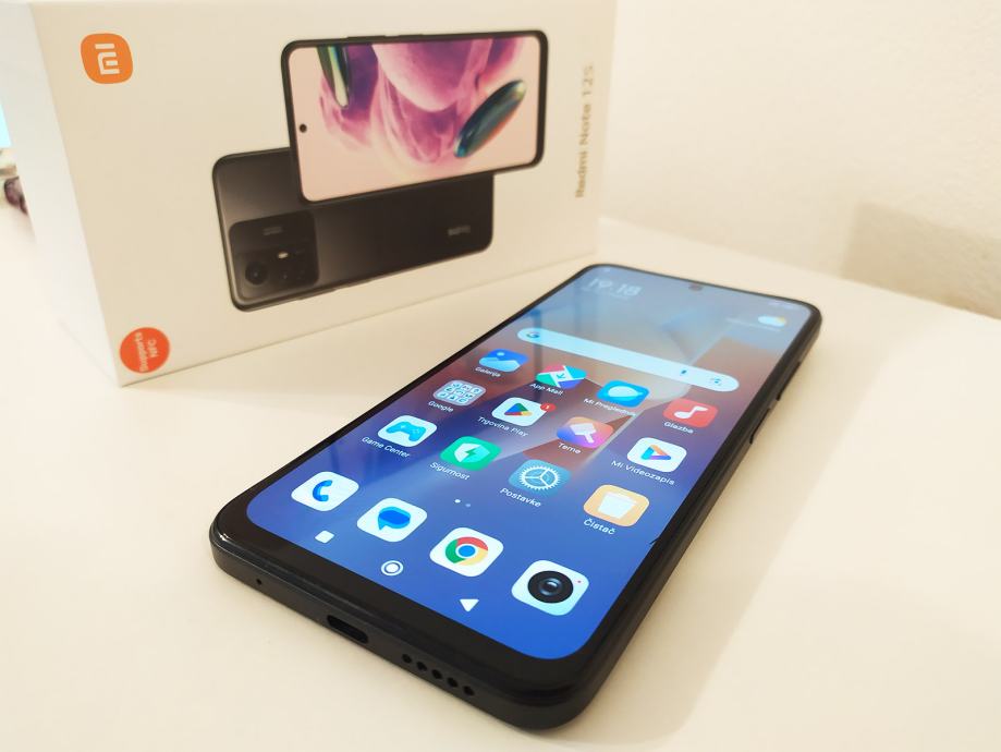 Xiaomi Redmi Note 12S / 256 GB / 8 GB / 108 MP / Kutija / Punjač /