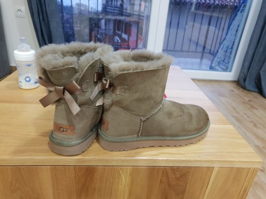 Uggs 39 2024