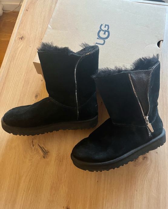 Ugg čizme br.37