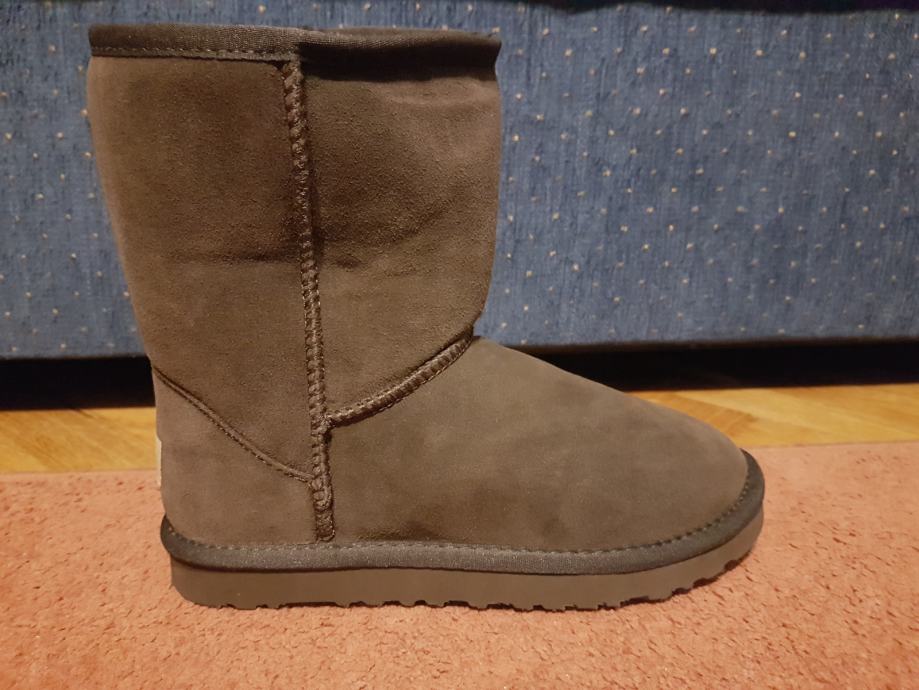 UGG Classic