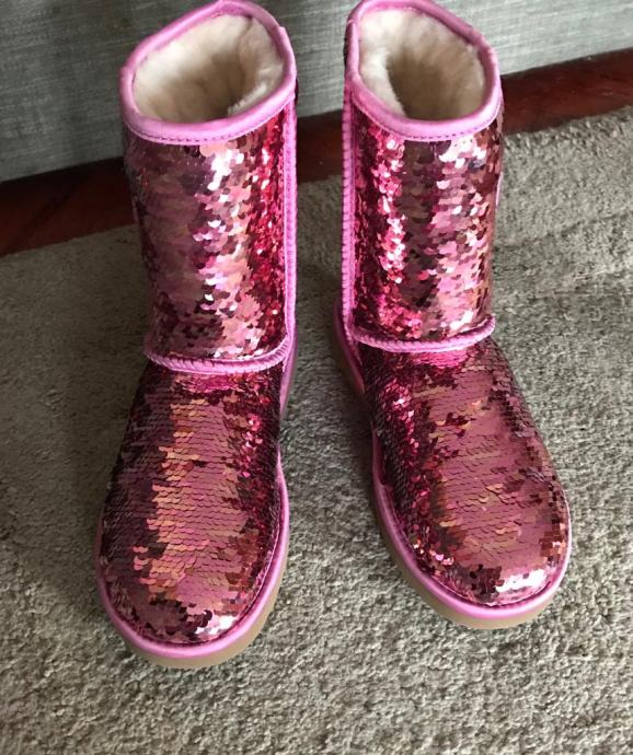 UGG sequin limited edition!