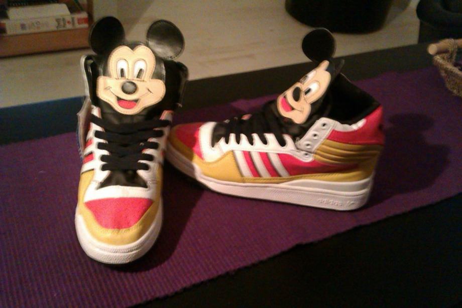 Mickey mouse clearance jeremy scott adidas