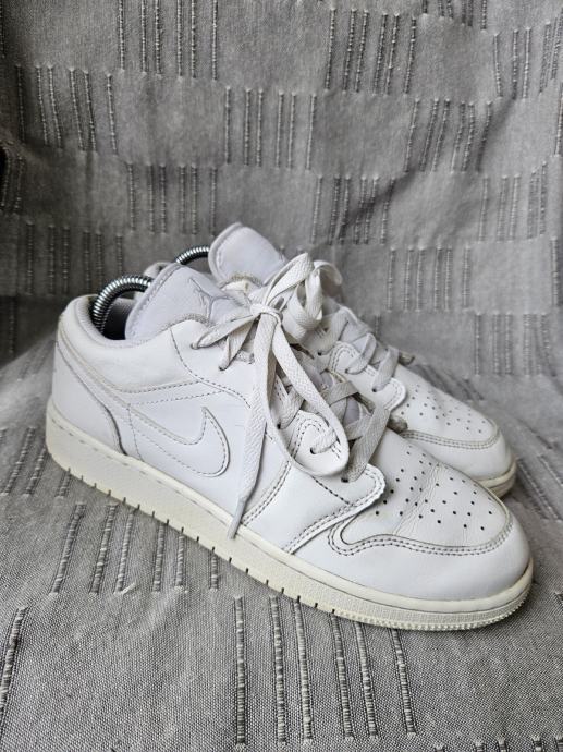 Nike Air Jordan 1 low bijele