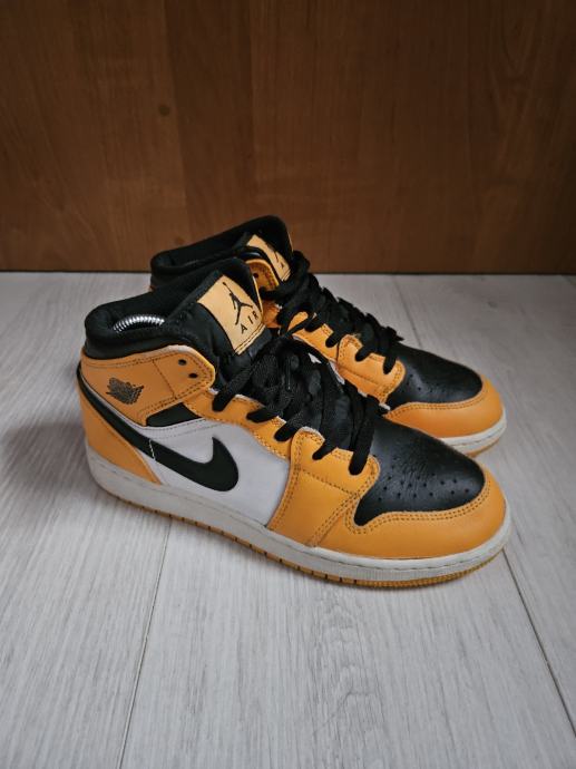 Nike Air Jordan 1 Mid *Taxi*