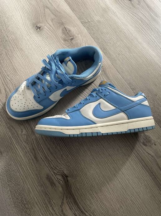 Nike Dunk Low “University Blue” tenicice