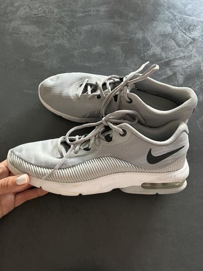 Nike tenicice Air max