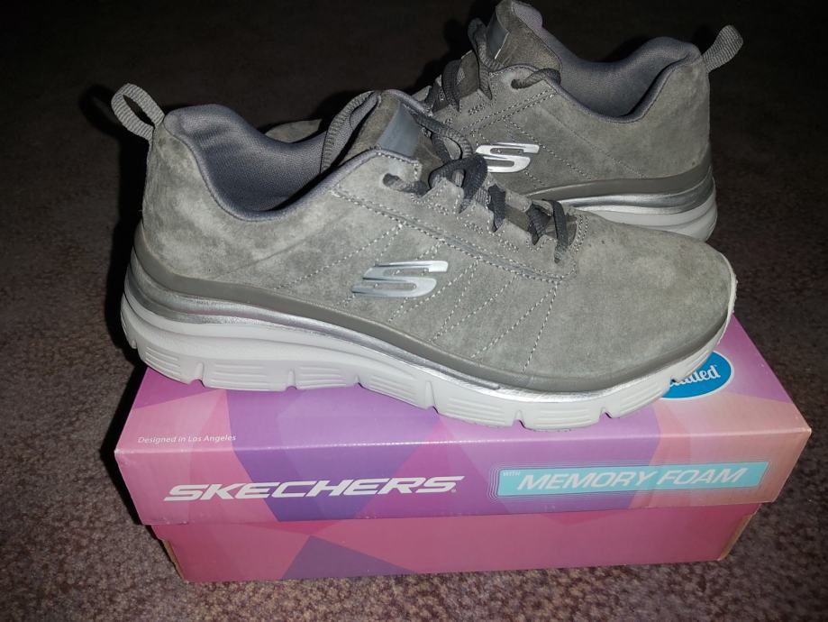 Skechers tenisice 39