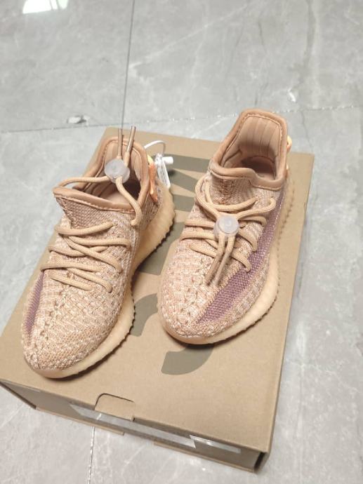 yeezy 350 v2 clay