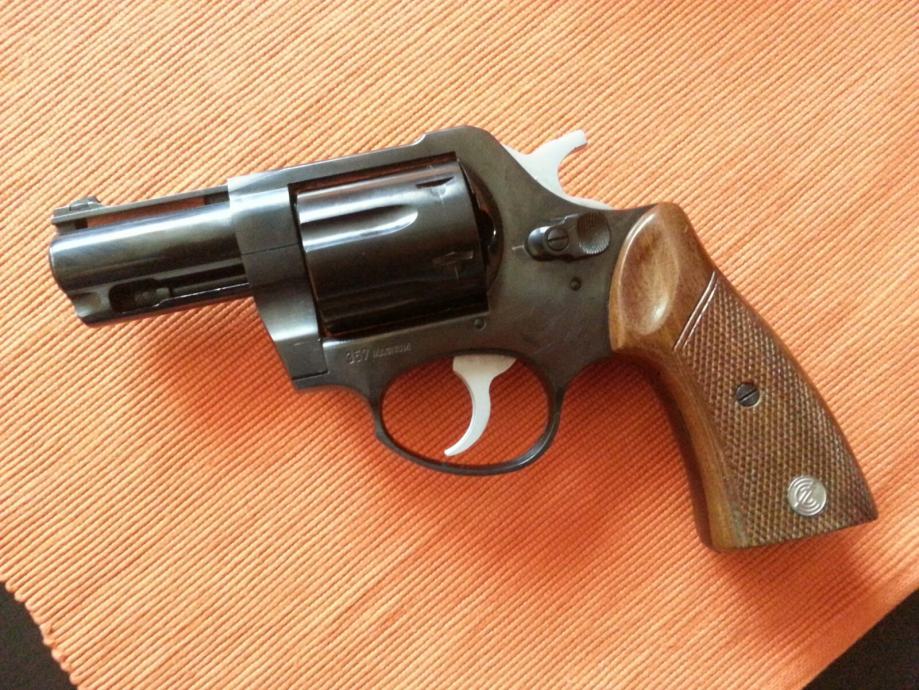 Revolver CZ 357 Magnum