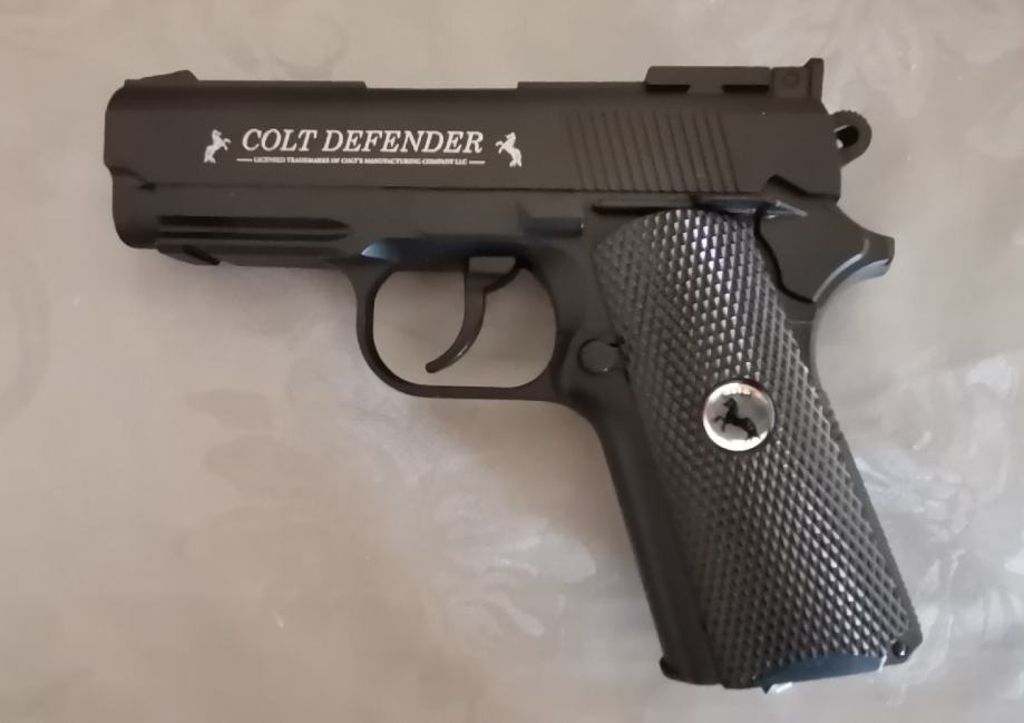 Umarex Colt Defender CO2 pištolj