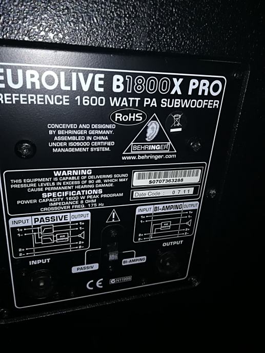 Behringer Eurolive B1800X PRO pasivni subwoofer