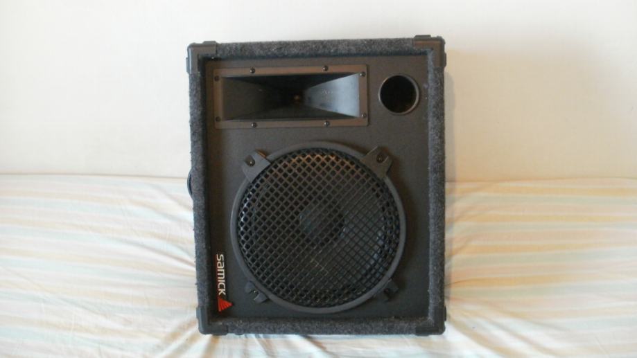 ZVUČNA KUTIJA SAMICK SP-20 BASS BOX 200-400 W - MADE IN KOREA