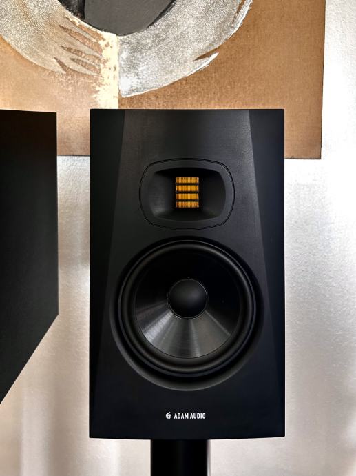 Adam Audio T7V studijski monitor (par)