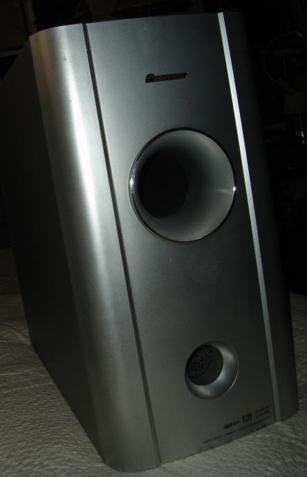 AKTIVNI SUBWOOFER PIONEER SX-SW 77 SA DALJINSKIM I TUNEROM,PRODAJEM