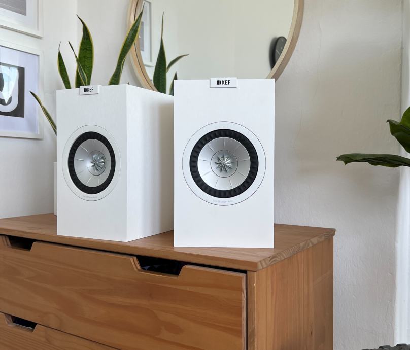 KEF Q150