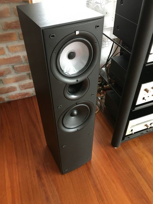 Kef Q55 zvučnici 150 W