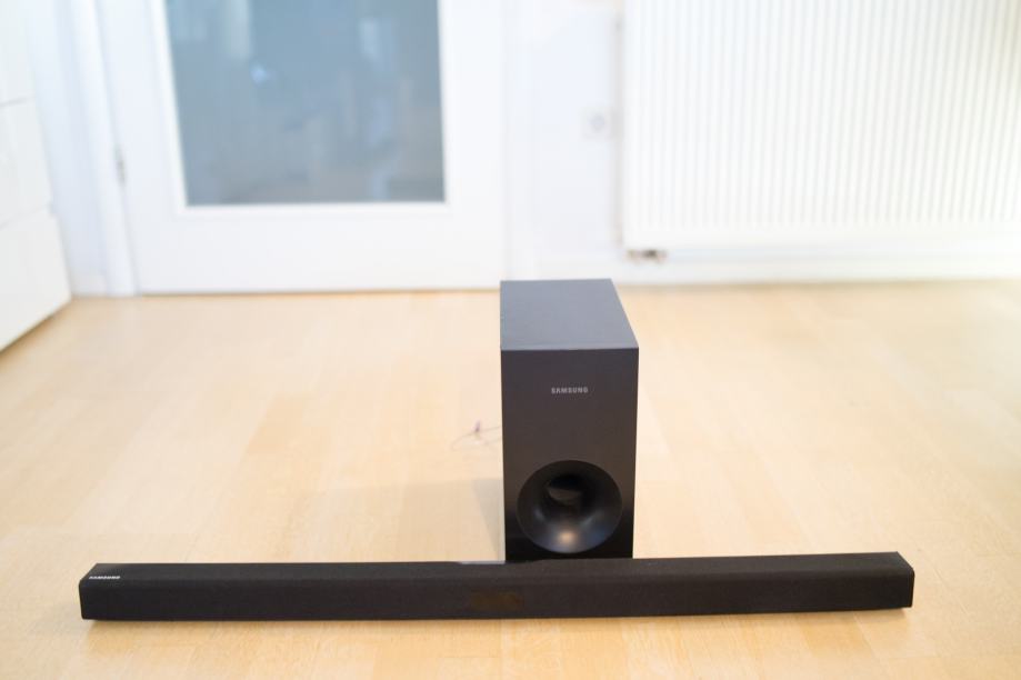 Samsung HW-F355 soundbar