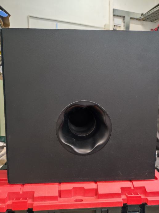 Subwoofer Yamaha Ns Sw Prodajem