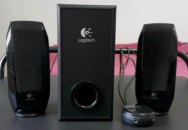 Zvučnici Logitech S220